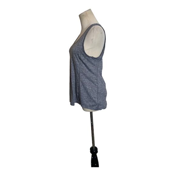 Old Navy active gray fitted tank top size M - Picture 8 of 10